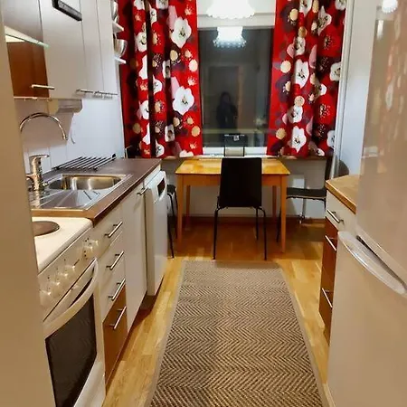 公寓 Kaksio Idyllisellae Alueella Laehellae Luontoa.