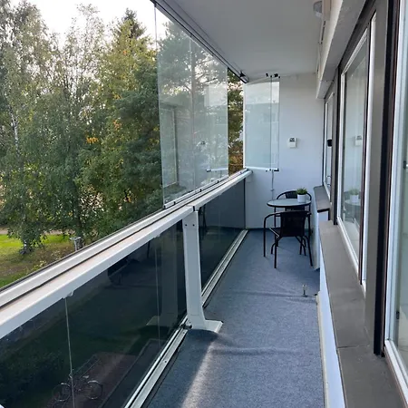 Kaksio Idyllisellae Alueella Laehellae Luontoa. * 库奥皮奥